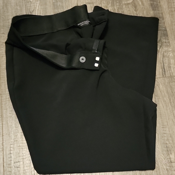 Investment Petite Women's Black Pants Size 16p - Picture 1 of 2